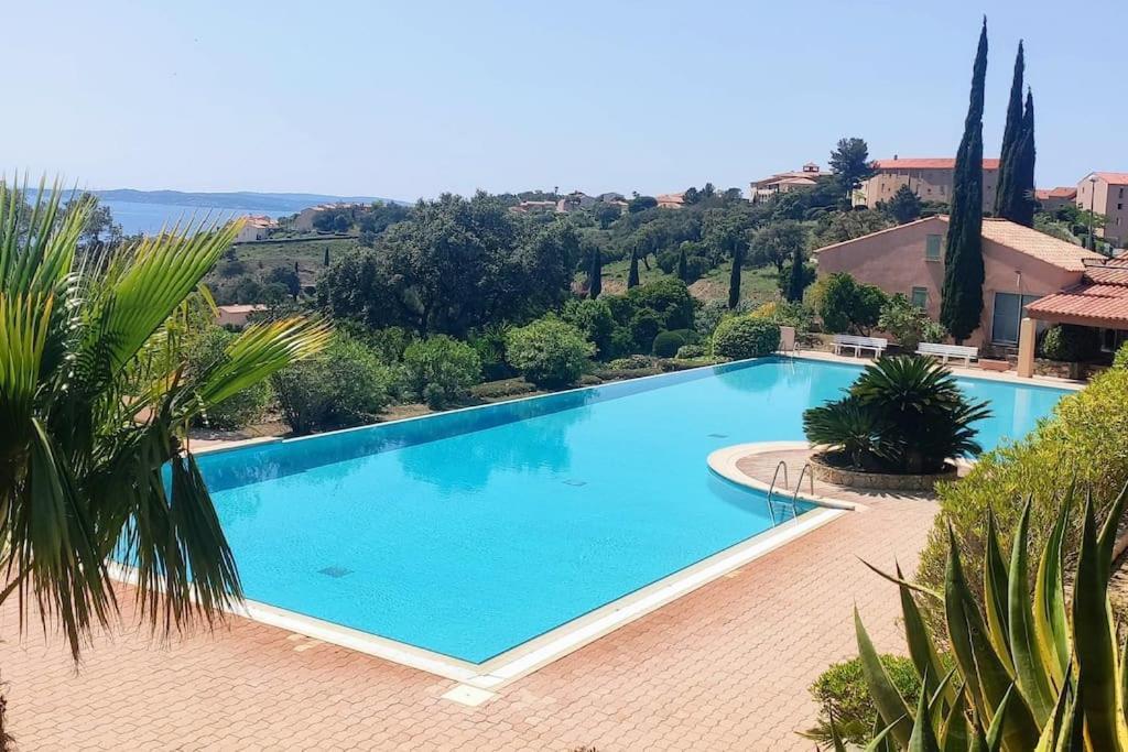 Aphrodite By Kleidos - Tres Belle Maison 6 P Climatisee Golfe Sainte Maxime 로크부른수르알젠스 외부 사진